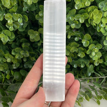 Load image into Gallery viewer, Selenite Flat
