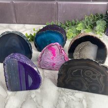Load image into Gallery viewer, Dyed Agate Geode Half