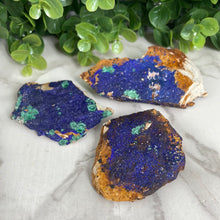 Load image into Gallery viewer, Azurite With Malachite