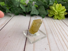 Load image into Gallery viewer, Green Apatite Gemstone