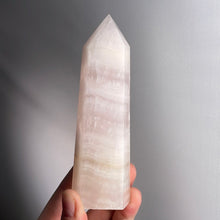 Load image into Gallery viewer, Mangano Calcite Tower