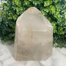 Load image into Gallery viewer, Quartz Tower