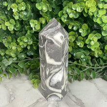 Load image into Gallery viewer, Shell Jasper Tower