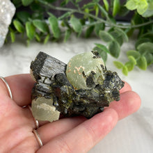 Load image into Gallery viewer, Raw Prehnite and Epidot