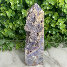 Load image into Gallery viewer, Grape Chalcedony Tower