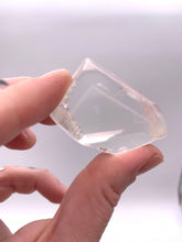 Load image into Gallery viewer, Clear Quartz Phantom