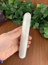Load image into Gallery viewer, Selenite Wand
