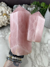 Load image into Gallery viewer, Rose Quartz Twin Tower