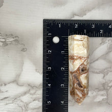 Load image into Gallery viewer, Brown Agate Tower