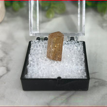 Load image into Gallery viewer, Imperial Topaz