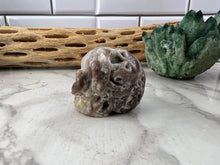 Load image into Gallery viewer, Sphalerite Skull