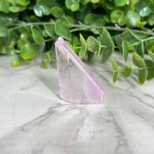 Load image into Gallery viewer, Polished Kunzite