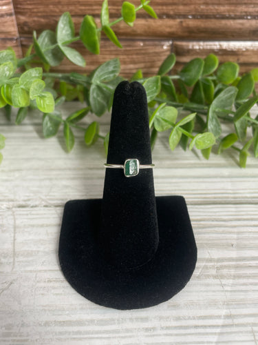 Emerald SZ 6 Sterling Silver Ring