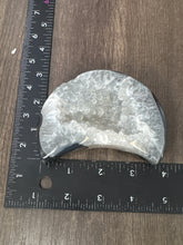 Load image into Gallery viewer, Druzy Agate Moon