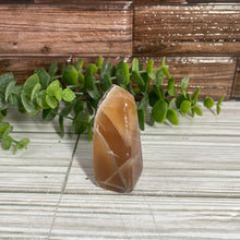 Load image into Gallery viewer, Banded Honey Calcite Tower