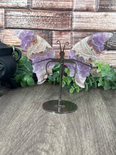 Load image into Gallery viewer, Amethyst Agate Butterfly