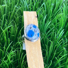 Load image into Gallery viewer, K2 Sterling Silver Ring Size 10