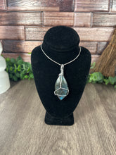 Load image into Gallery viewer, Labradorite Wire Wrapped Pendant