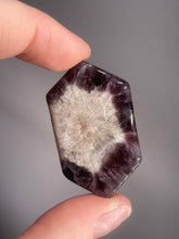 Load image into Gallery viewer, Tropiche Amethyst Slice