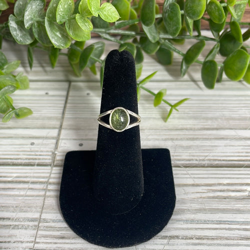 Peridot Size 6 Sterling Silver Ring