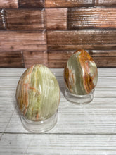 Load image into Gallery viewer, Onyx Egg Carving