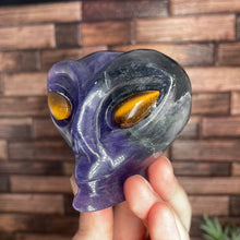 Load image into Gallery viewer, Fluorite Alien Head With Tiger Eye Eyes