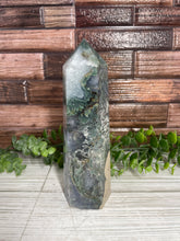 Load image into Gallery viewer, Moss Agate Tower