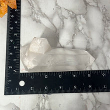 Load image into Gallery viewer, Lemurian Quartz Point