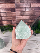 Load image into Gallery viewer, Half-Polished Aventurine Point