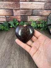 Load image into Gallery viewer, Garnet Heart