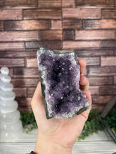 Load image into Gallery viewer, Amethyst Geode Small