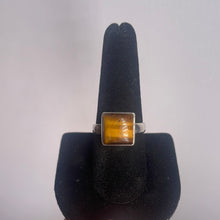 Load image into Gallery viewer, Tiger Eye Size 9 Sterling Silver Ring