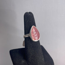 Load image into Gallery viewer, Strawberry Quartz Size 7 Sterling Silver Ring