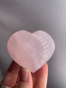 Mangano Calcite Heart
