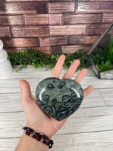 Load image into Gallery viewer, Kambaba Jasper Heart