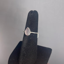 Load image into Gallery viewer, Rose Quartz Size 7 Sterling Silver Ring
