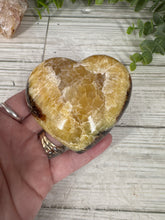 Load image into Gallery viewer, Septarian Heart