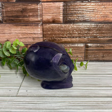Load image into Gallery viewer, Fluorite Alien Head With Labradorite Eyes