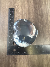 Load image into Gallery viewer, Orca Agate Heart