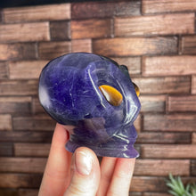 Load image into Gallery viewer, Fluorite Alien Head With Tiger Eye Eyes