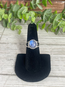 Rainbow Moonstone SZ 7 Sterling Silver Ring