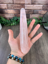 Load image into Gallery viewer, Rose Quartz Wand