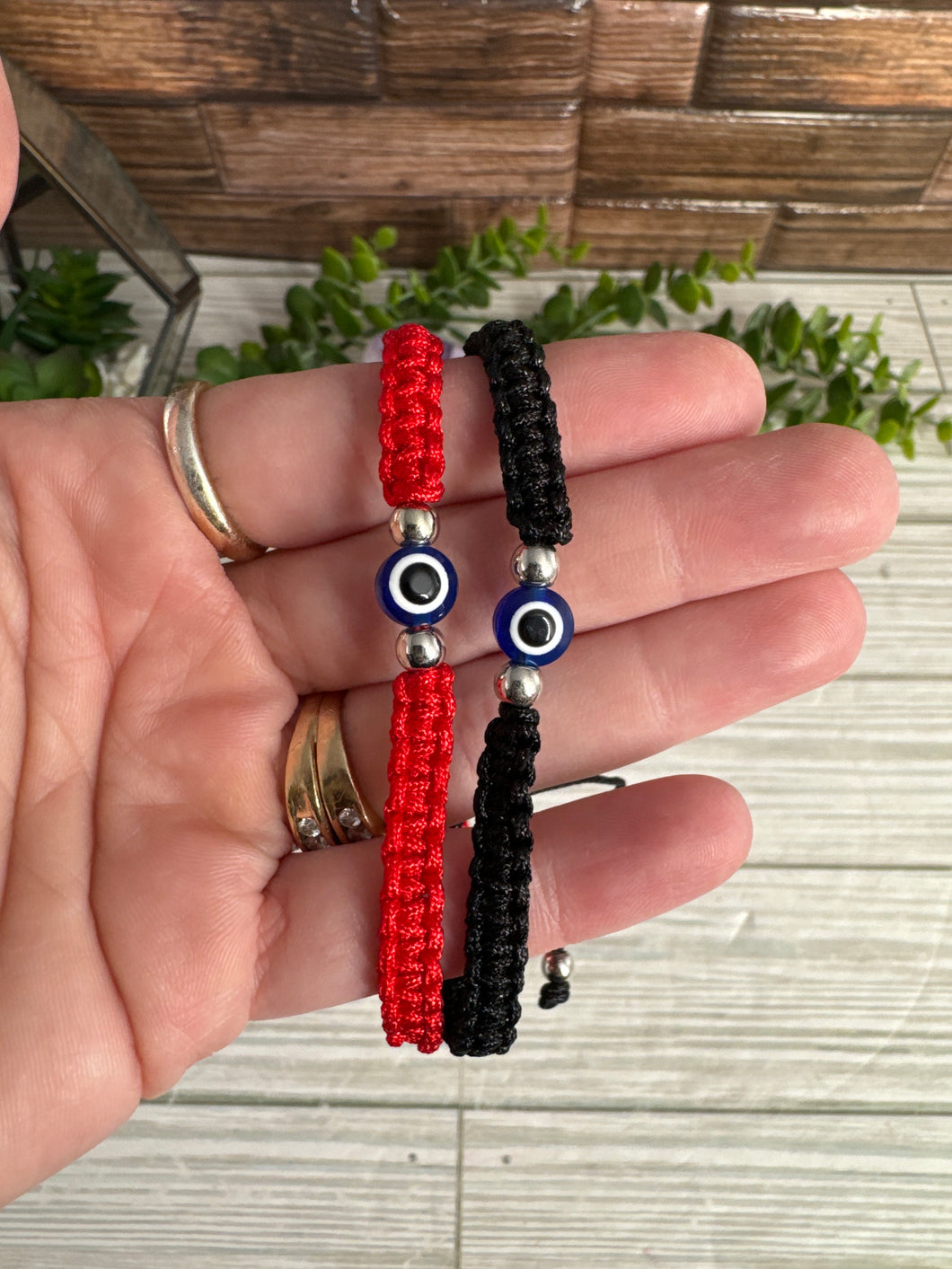 Evil Eye Pull Bracelet