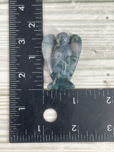 Load image into Gallery viewer, Crystal Angel Carving Small