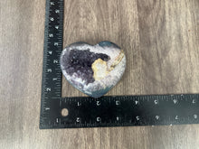 Load image into Gallery viewer, Small Amethyst &amp; Agate Heart