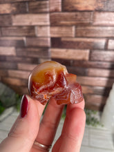 Load image into Gallery viewer, Carnelian Skull