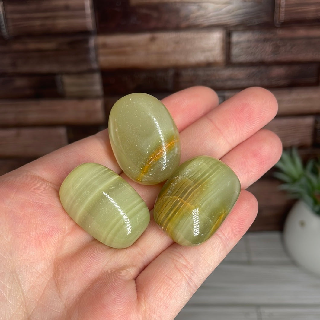 Green Onyx Tumble