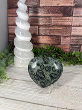 Load image into Gallery viewer, Kambaba Jasper Heart