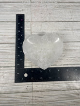Load image into Gallery viewer, Selenite Heart Bowl Medium
