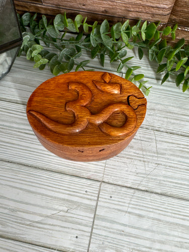 Om Puzzle Box